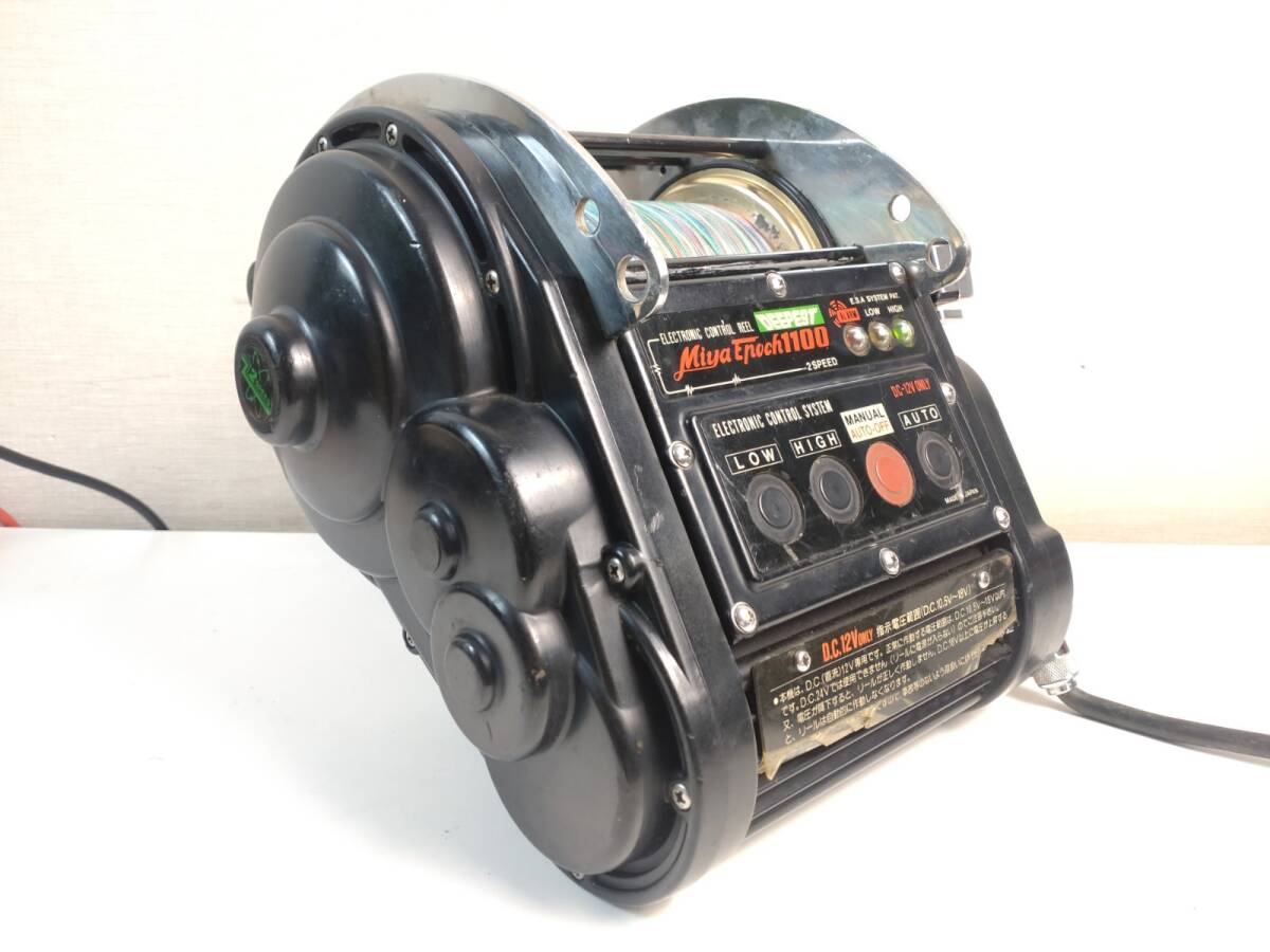 11698-09★Miya Epoch1100 DEEPEST ミヤエポック ディーペスト 2スピード 電動リール DC12V 深海対応リール 電源コード付き 通電確認済★_画像2
