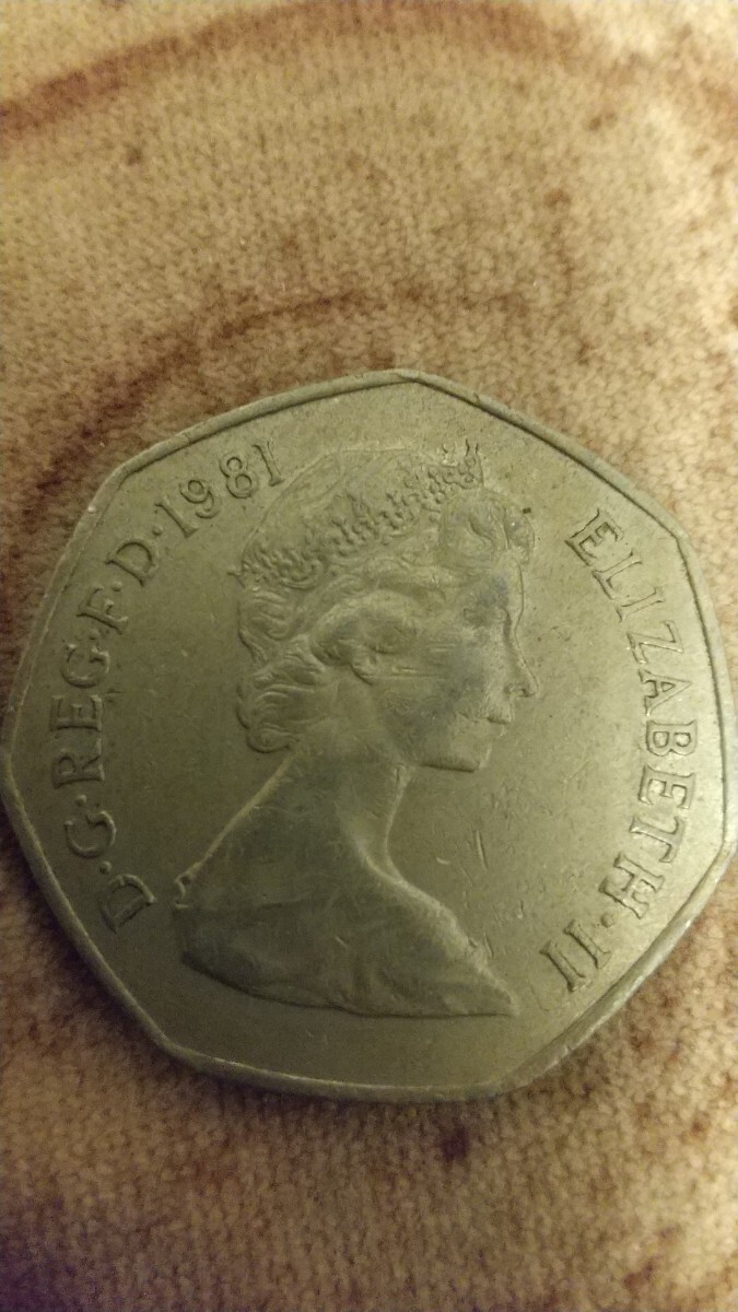イギリス 50ペンス硬貨 コインアンティーク レトロ_画像2