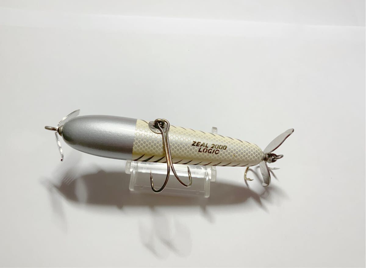 ZEAL 2000 ズイール 00 ロジック 1/2 _画像2