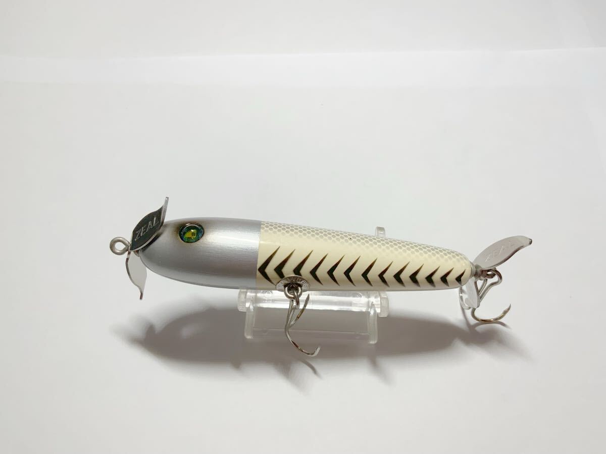 ZEAL 2000 ズイール 00 ロジック 1/2 _画像1