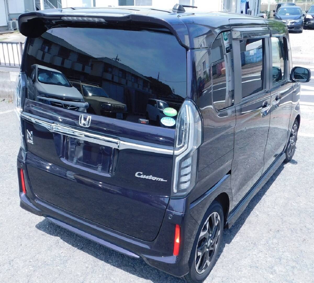 N-BOXカスタムターボ。R2年初登録ホンダセンシング（レーダーブレーキアシスト）無事故＆豪華裝備、車検點(diǎn)検済み令和9年9月まで車検あり