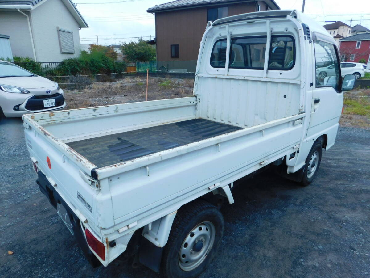 サンバートラック　４WD　　エアコン付き。　タイベル交換済み実走行＆無事故。整備点検済み令和９年２月まで_画像4