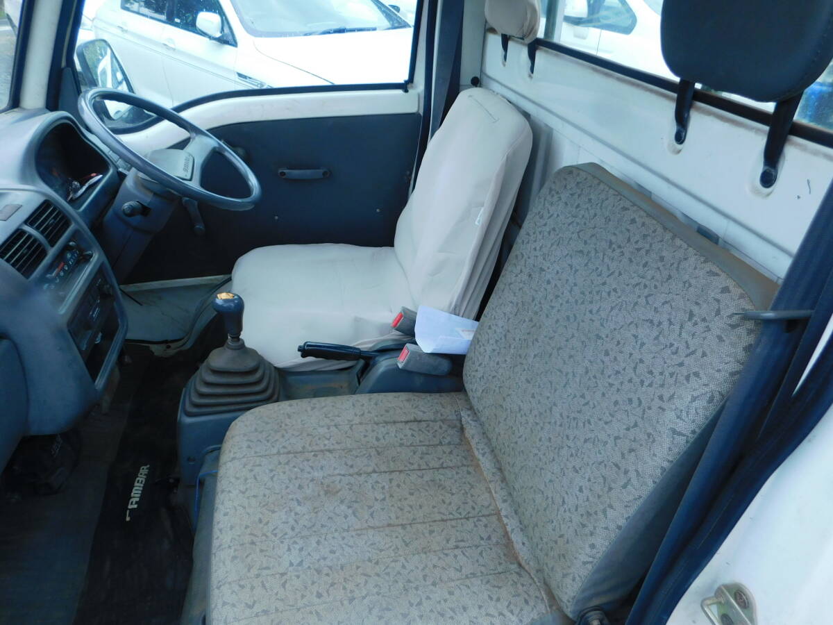 サンバートラック　４WD　　エアコン付き。　タイベル交換済み実走行＆無事故。整備点検済み令和９年２月まで_画像8