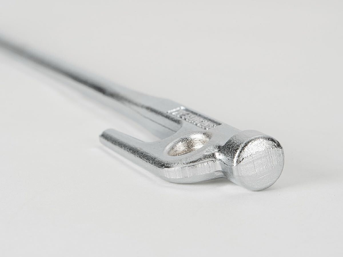 新品未開封 スノーピーク クロームソリッドステーク30 6本セット 65周年限定 シルバー 鍛造 ペグ Snow Peak キャンプ テント タープ 使用可_画像6