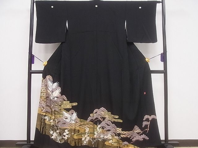 平和屋着物■豪華黒留袖　作家物　駒刺繍　松竹梅飛鶴文　金彩　逸品　CAAB6904ev_画像1