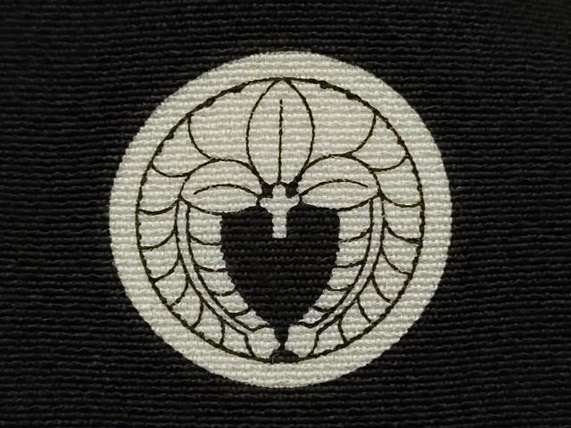 平和屋着物■豪華黒留袖 駒刺繍 萬寿染 束ね熨斗文箱花文 金銀彩 正絹 逸品 AABB9023nf_画像6