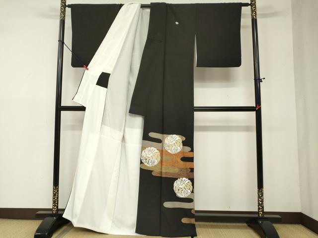 平和屋着物■豪華黒留袖　作家物　駒刺繍　エ霞鳳凰花丸文　金彩　正絹　逸品　DAAR6027ma_画像2