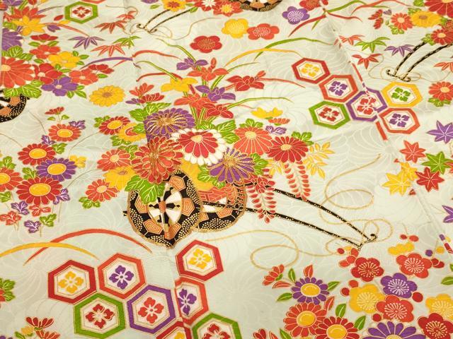 flat мир магазин кимоно * девочка 10 три три . ребенок праздничная одежда * длинное нижнее кимоно ( единственный в своем роде покрой ) комплект пешка вышивка цветок машина документ золотая краска натуральный шелк замечательная вещь AABB5543ja