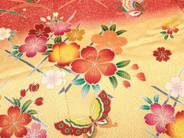 平和屋着物[]七五三　女の子　７歳　祝着　四つ身　袋帯セット　露芝花蝶文　暈し染め　金彩　逸品　DAAS9060ma_画像4