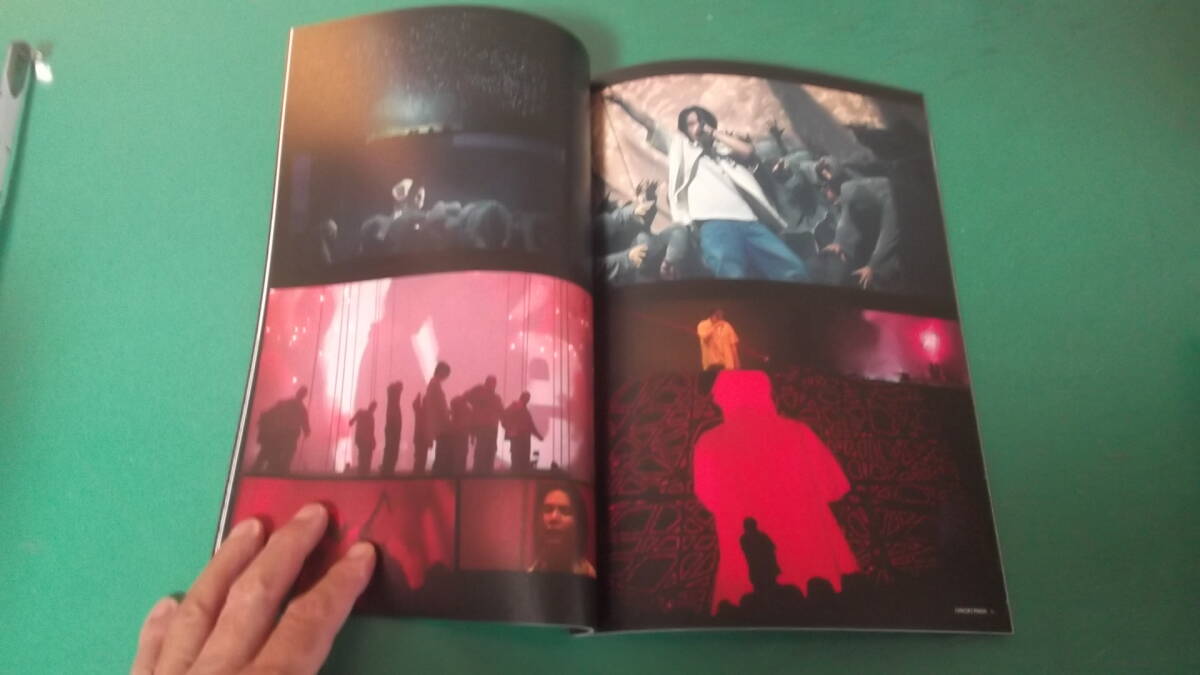 出M9872★　パンフ　BTS　SUGA AgustD TOUR D-DAY THE MOVIE_画像4