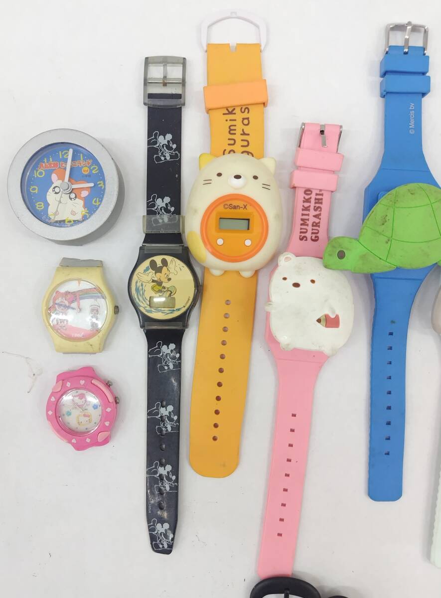 時計 まとめ 31点 子供用 ハムスター キティちゃん ミッキー コナン ドラえもん ポケモン スヌーピー つばさ 他 ジャンク 腕時計 10370_画像2