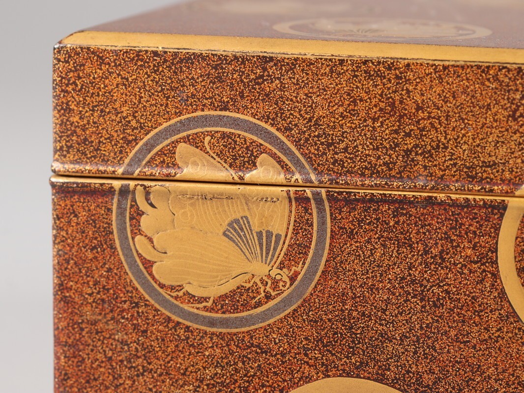 古美術 木製漆塗 金蒔絵 梨地 揚羽文 小箱 時代物 古作 初だし品 D4725_画像4