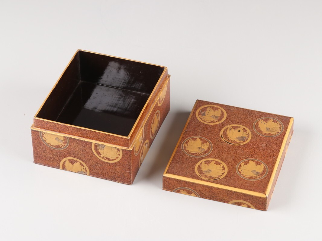 古美術 木製漆塗 金蒔絵 梨地 揚羽文 小箱 時代物 古作 初だし品 D4725_画像8