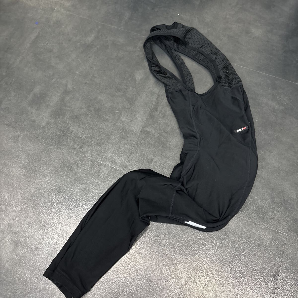 送料185円　パールイズミ　春秋用ビブタイツ　パッドつき　XL レーサーパンツ 黒_画像1