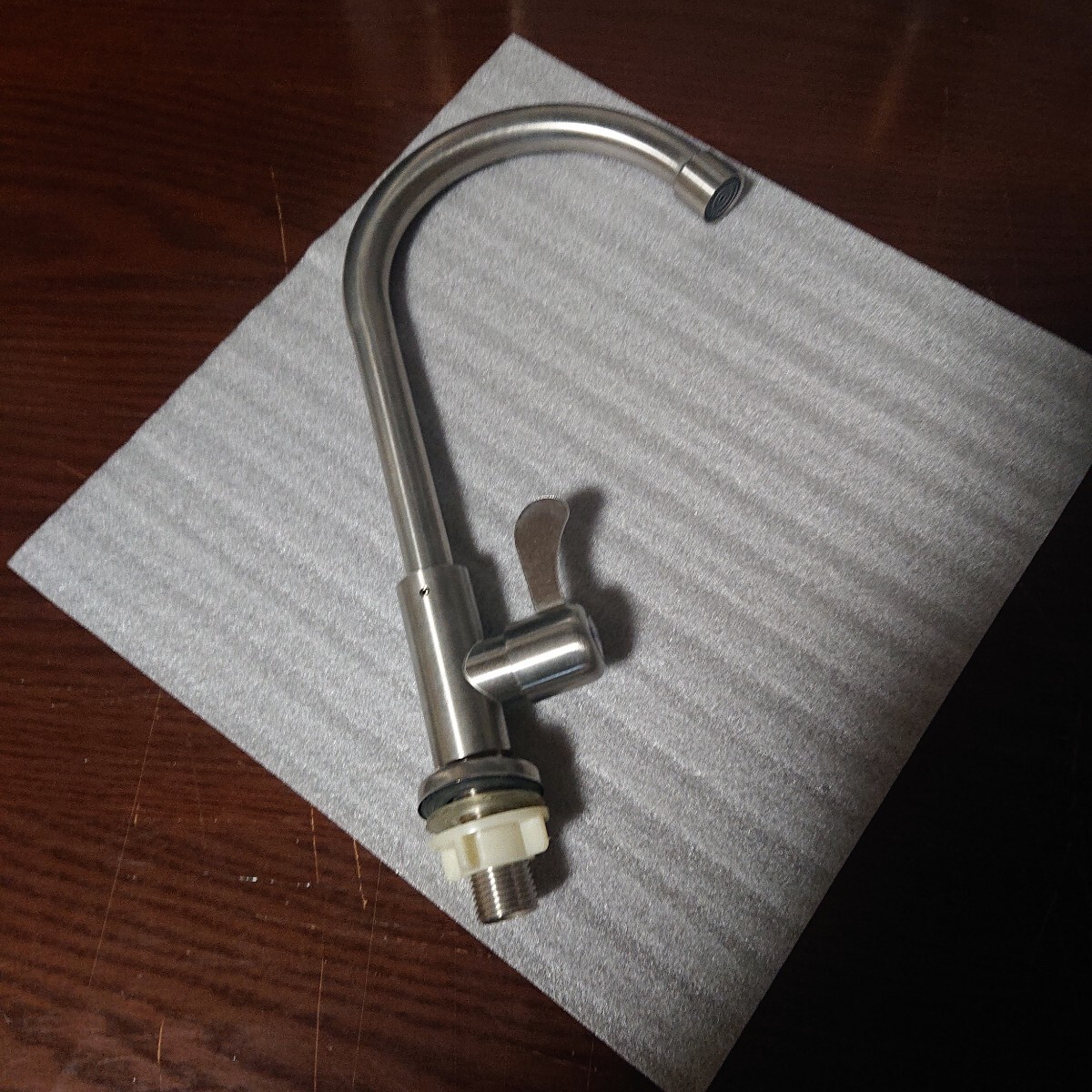 蛇口 ステンレス製 シングルレバー混合栓 水栓 本体のみ_画像2