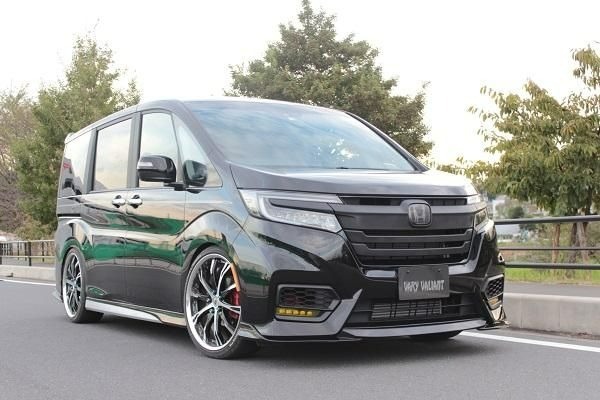 ガレージベリー ステップワゴン RP3/4 フロントリップスポイラー DBA-RP3/4 6AA-RP5 (SPADA) GARAGE VARY 3-5203_画像1