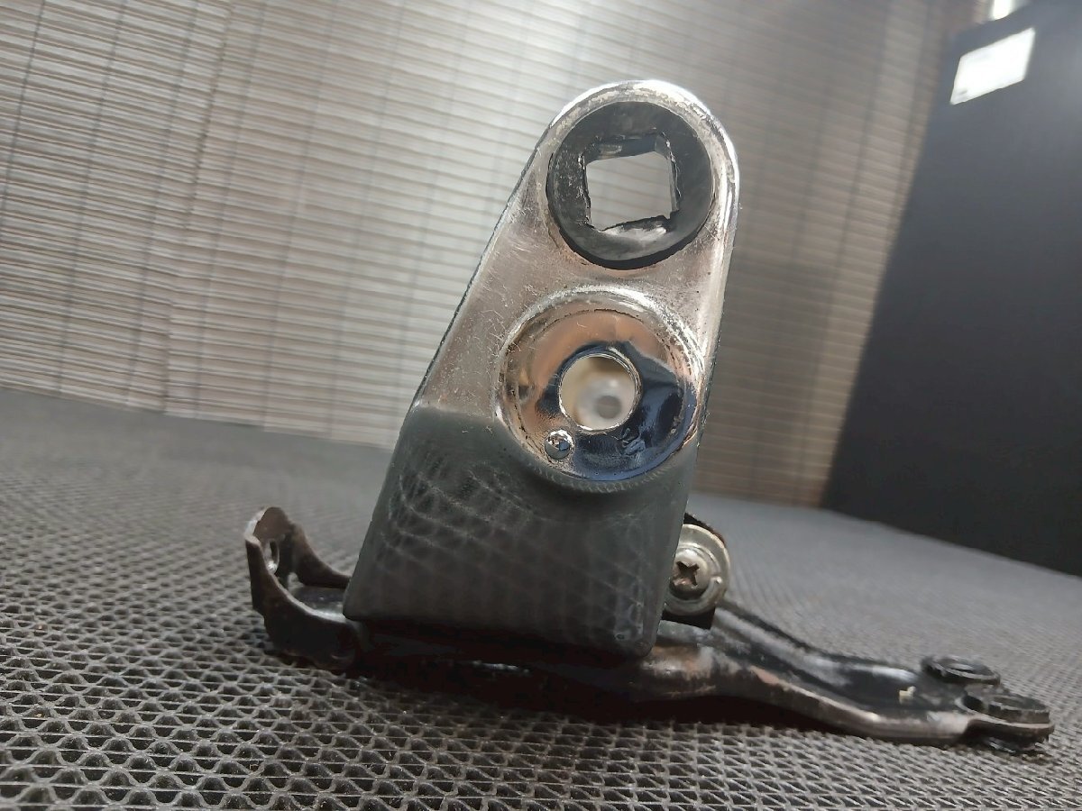ヤマハ　SR400-1　純正ヘッドライト取り付けステー（2H6　エンジン500cc　2J2　1JR　2H6　限定サンバースト実動絶版　名車　動画あり_画像7