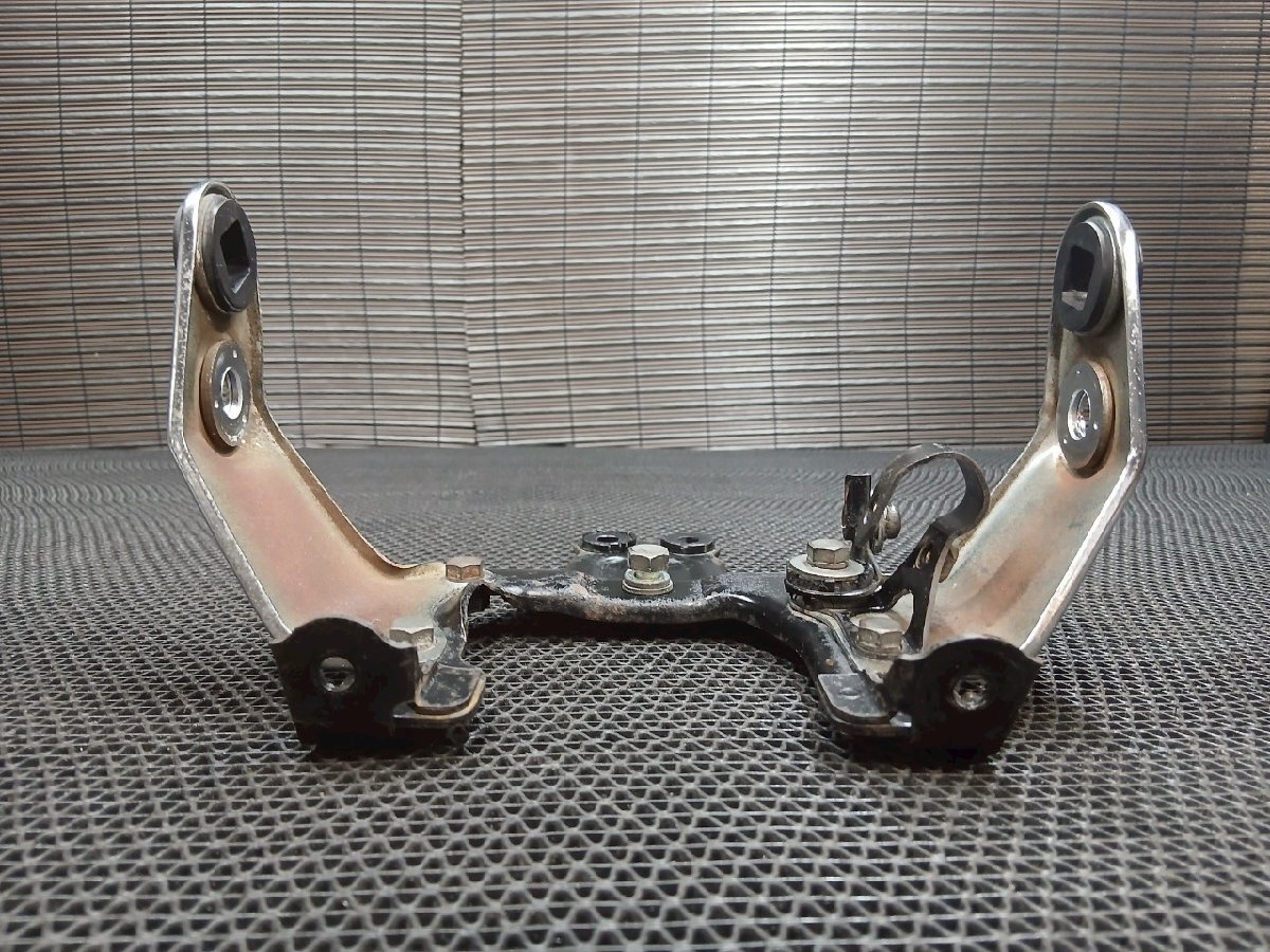 ヤマハ　SR400-1　純正ヘッドライト取り付けステー（2H6　エンジン500cc　2J2　1JR　2H6　限定サンバースト実動絶版　名車　動画あり_画像9