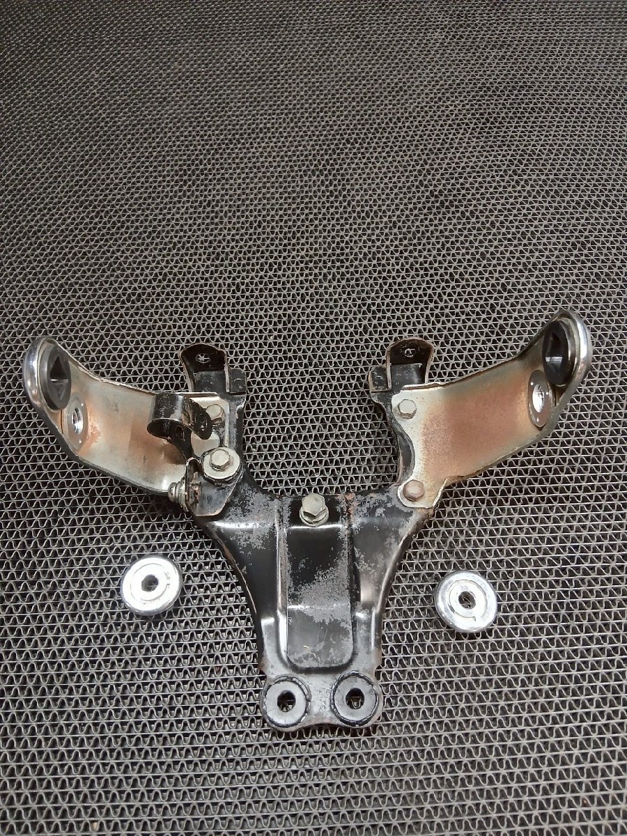 ヤマハ　SR400-1　純正ヘッドライト取り付けステー（2H6　エンジン500cc　2J2　1JR　2H6　限定サンバースト実動絶版　名車　動画あり_画像1