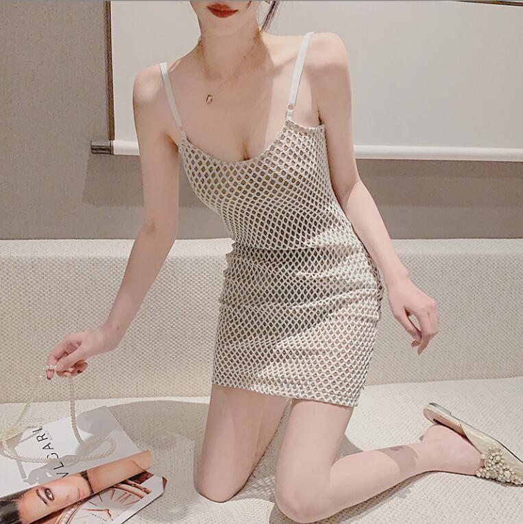 大人気セクシー エロかわ ぴったりボディライン 総柄*キャミソール*オープンネック*タイトワンピース*白×ベージュ 伸縮性有り_画像4