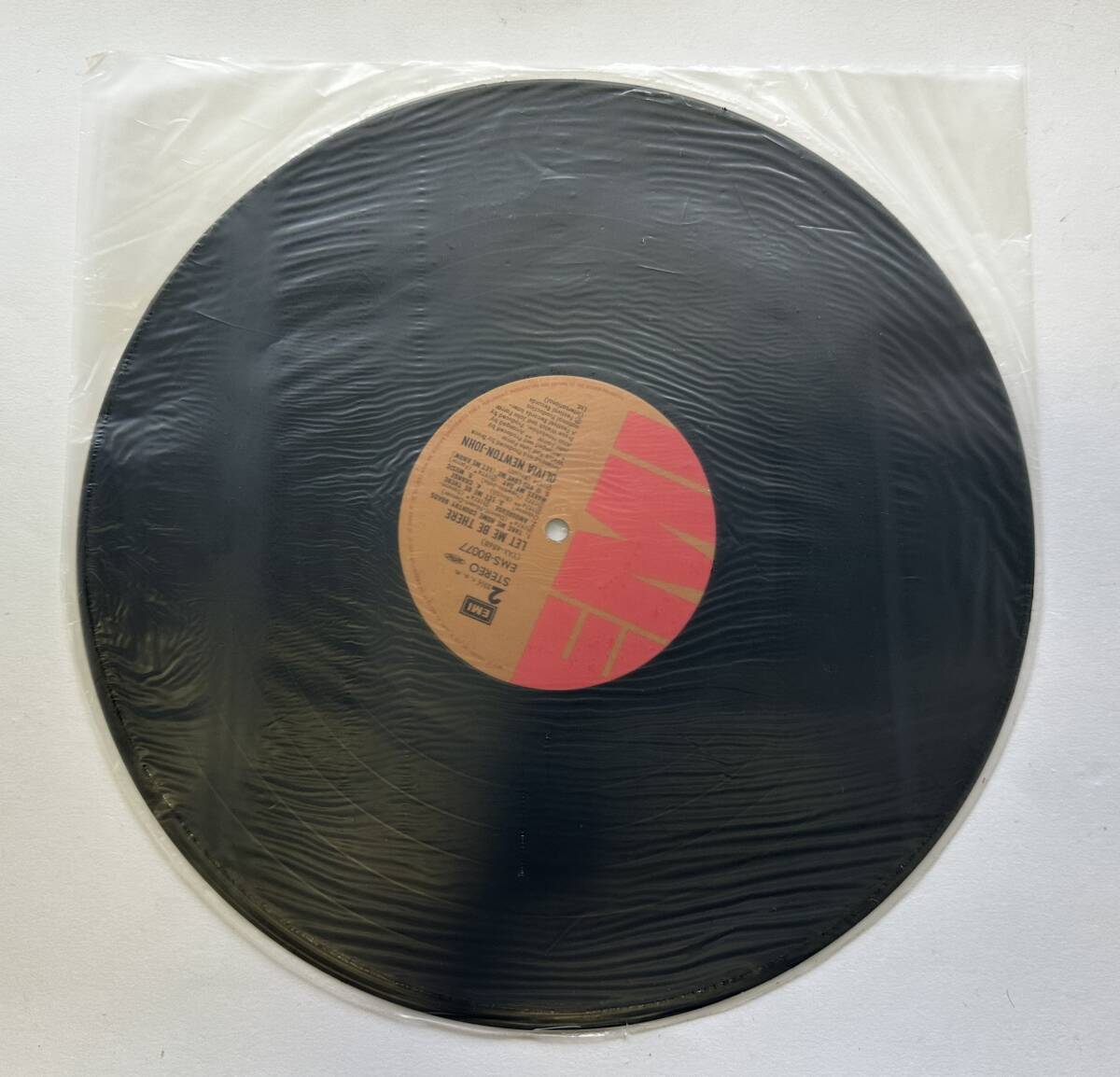 1円~【中古/美盤/国内盤】オリビア・ニュートン・ジョン レット・ミー・ビー・ゼア 帯付 LPレコード_画像5