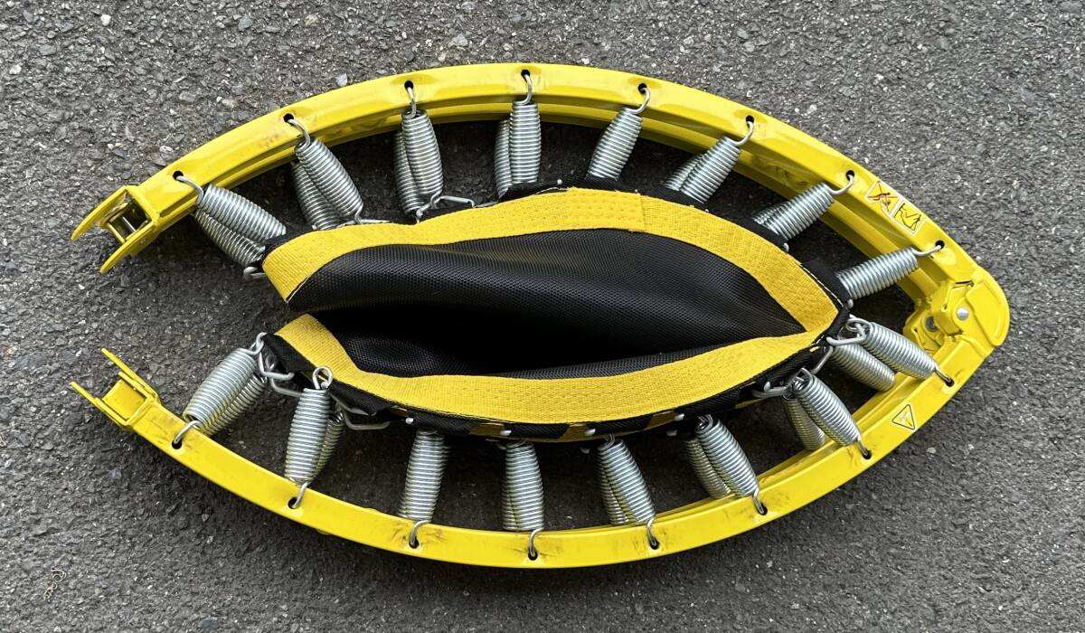 1円~【中古品】トランポリン TUV 折りたたみ式 8本脚 ダイエット 健康器具 本格派 鉄パイプタイプ 頑丈 径:94.5㎝_画像1