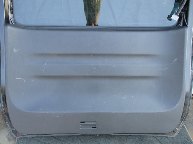 セレナ HFC26 S-HYBRID HWS バックドア リアゲート KH3 スーパーブラック K010M-1VAMA バックカメラ H25年 【法人宛のみ発送! 個人宅不可】_画像8