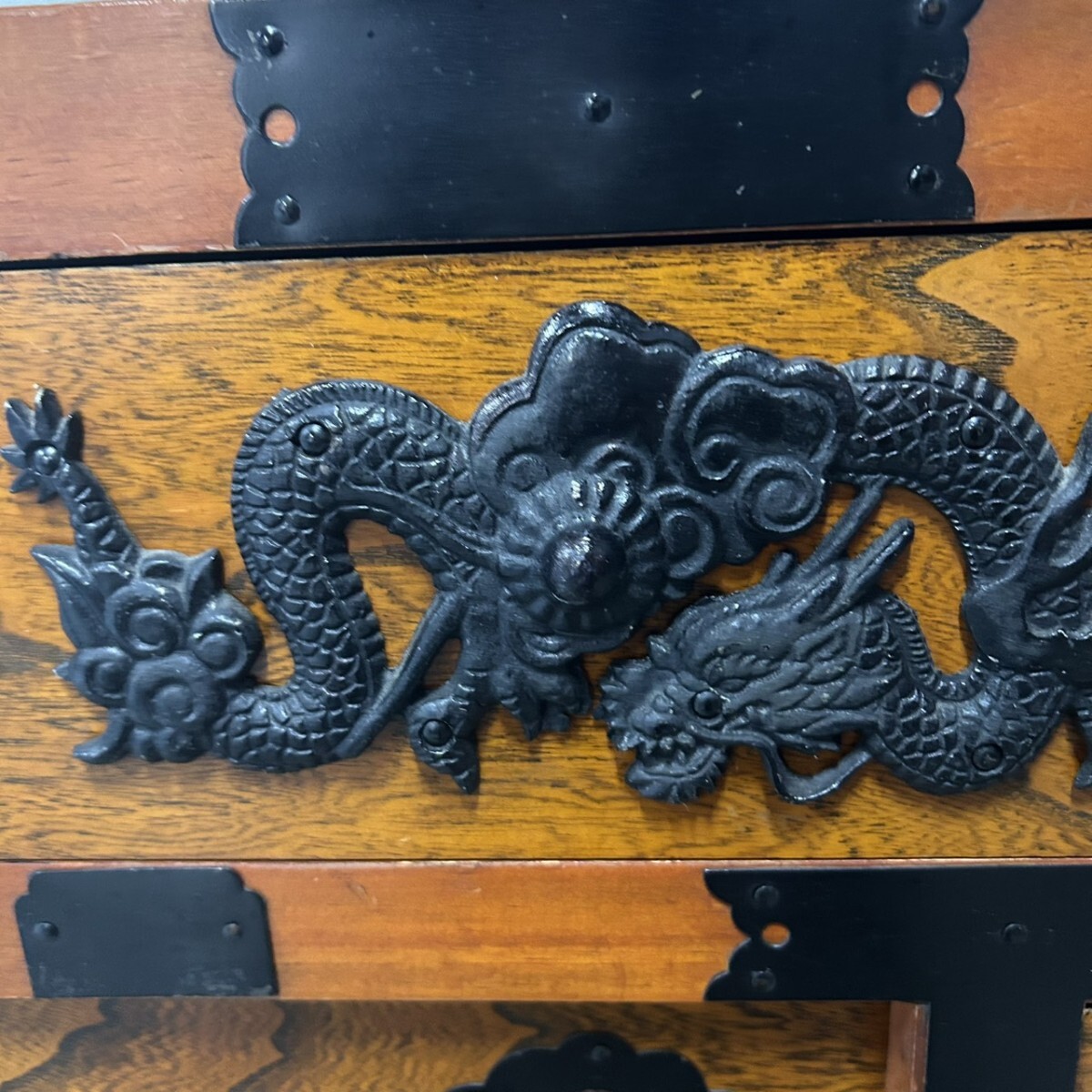 車箪笥 民芸家具 和箪笥 インテリア 鉄細工 W740×405×H615mm_画像5