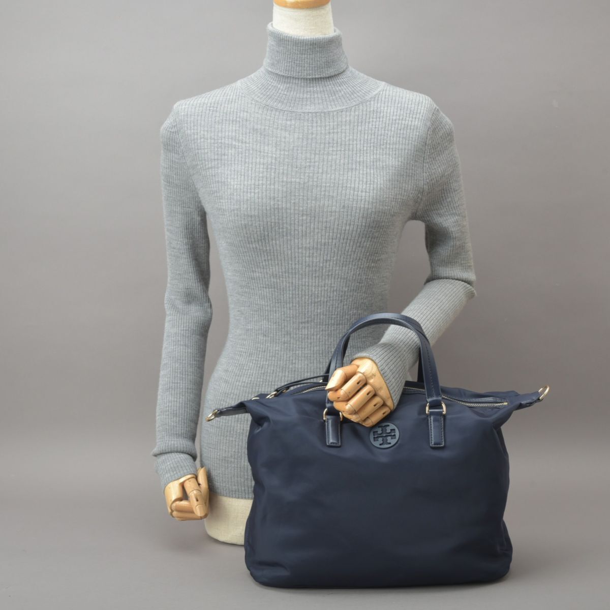 極美品 トリーバーチ ハンドバッグ ショルダー 2Way ネイビー ナイロン トート 手持ち Tory Burch 鞄 #80※1002-50/ZEk.b_画像7
