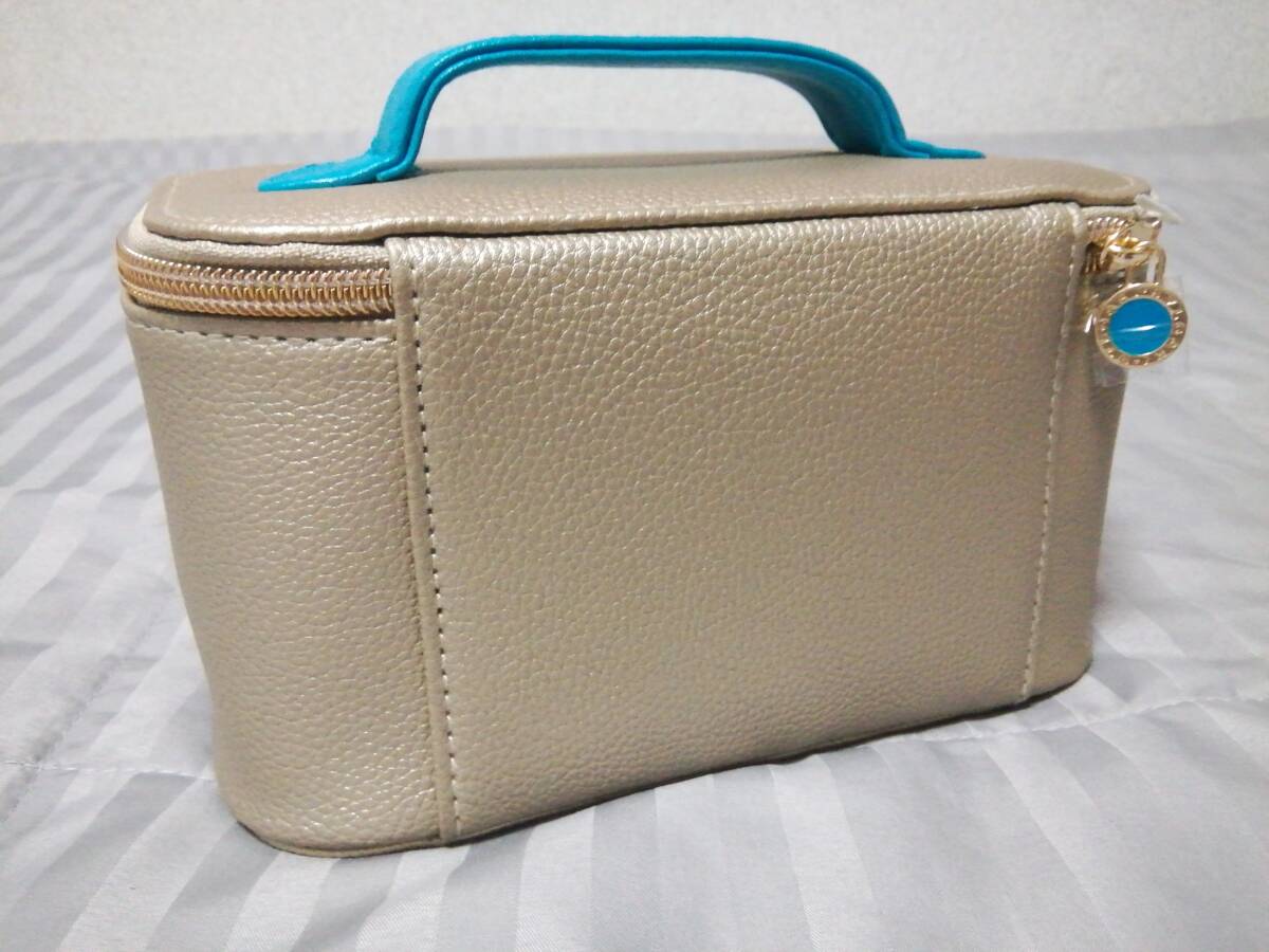 エミレーツ航空 First Class BVLGARI ブルガリ アメニティ LADIES LE GEMME OROM バニティタイプ 未開封品 現品限り _画像2