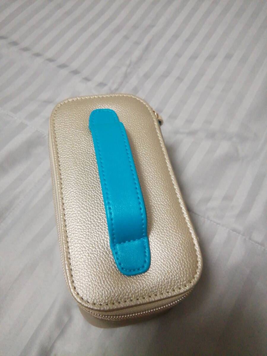 エミレーツ航空 First Class BVLGARI ブルガリ アメニティ LADIES LE GEMME OROM バニティタイプ 未開封品 現品限り _画像3