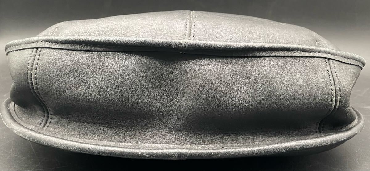 FS28151000 COACH オールドコーチ ショルダーバッグ エルゴ 9033 レザー ブラック ブランドバッグ_画像8