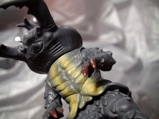 ウルトラマン ⑤ バンダイ ウルトラ 怪獣 500シリーズ ソフビ人形 アントラー 2013年「検 バラージの青い石 円谷 特撮 ミドルサイズ ユタカ_画像1