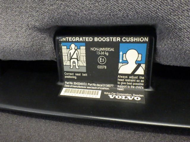 ★ボルボ 940 エステート タック 9B230W 1996年★リアシート 左側 背面 グレー系 純正 中古_画像7