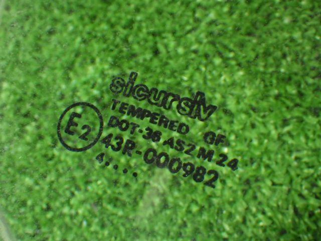 * Rover MINI may fair 1.3 I AUTO XN12A Mini * задний левый боковое стекло в задней части кузова оригинальный б/у 