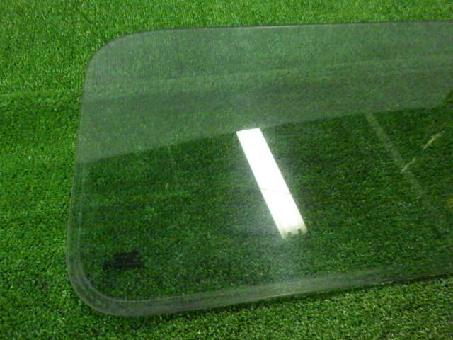 * Rover MINI may fair 1.3 I AUTO XN12A Mini * задний левый боковое стекло в задней части кузова оригинальный б/у 