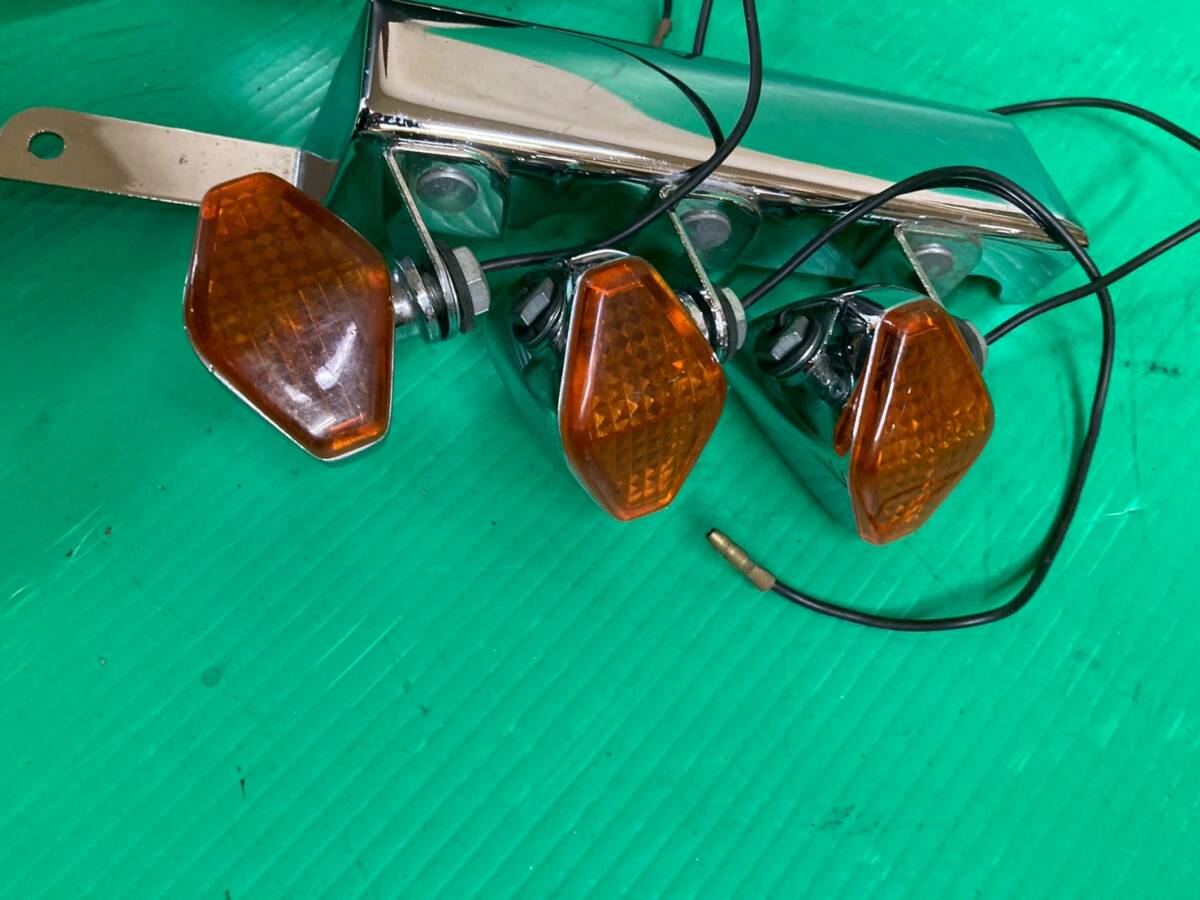 80*1FG【バイク オートバイ用】3連 ウインカー 左右セット 族車 251024_画像6