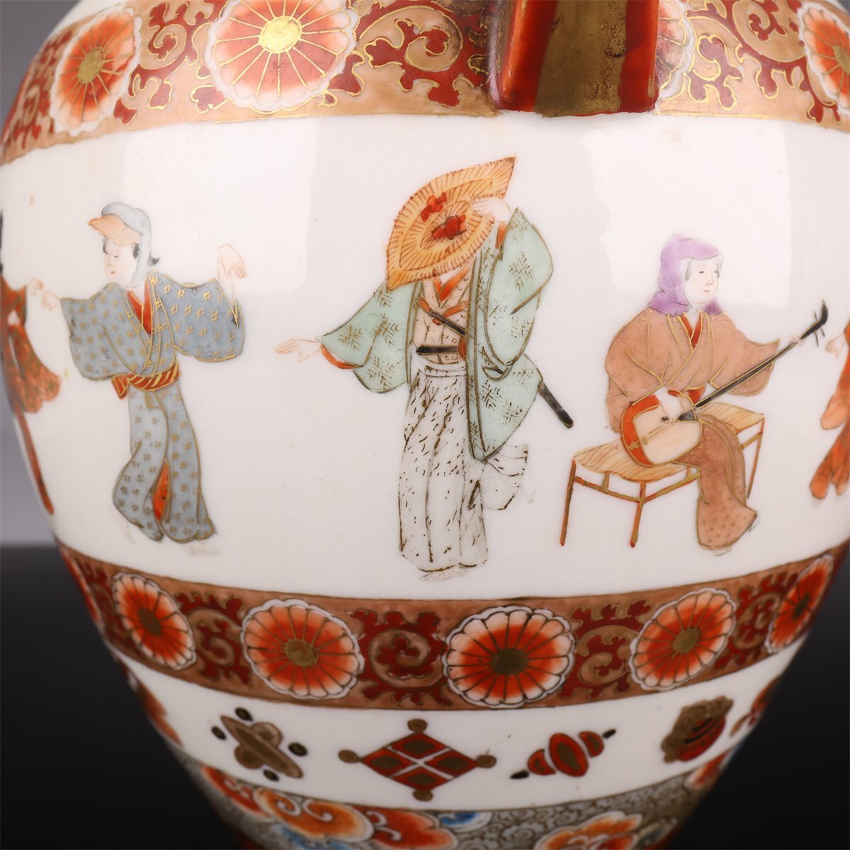 【志】A435 【加賀国 錦野製】 古九谷焼 金彩色絵人物紋 双耳壷 花瓶／箱付 美品 ^＃_画像6