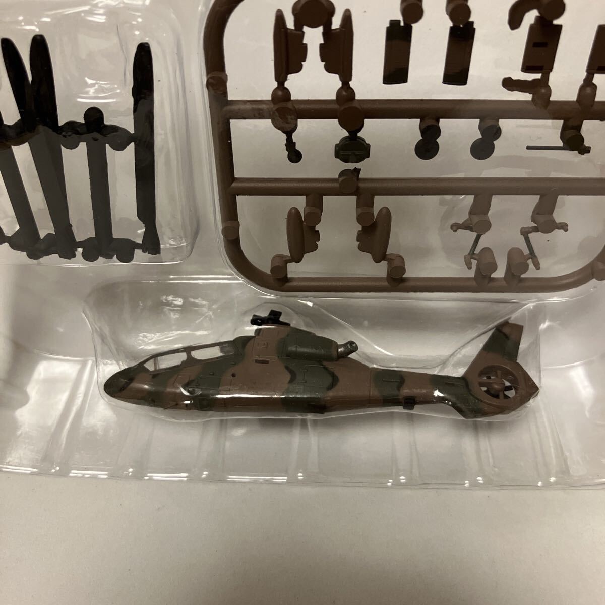 1/144 OH-1 東部方面航空隊 第4対戦車ヘリコプター隊 木更津駐屯地45周年塗装 カルトグラフ製デカール 特別塗装機コレクション2 エフトイズ_画像5