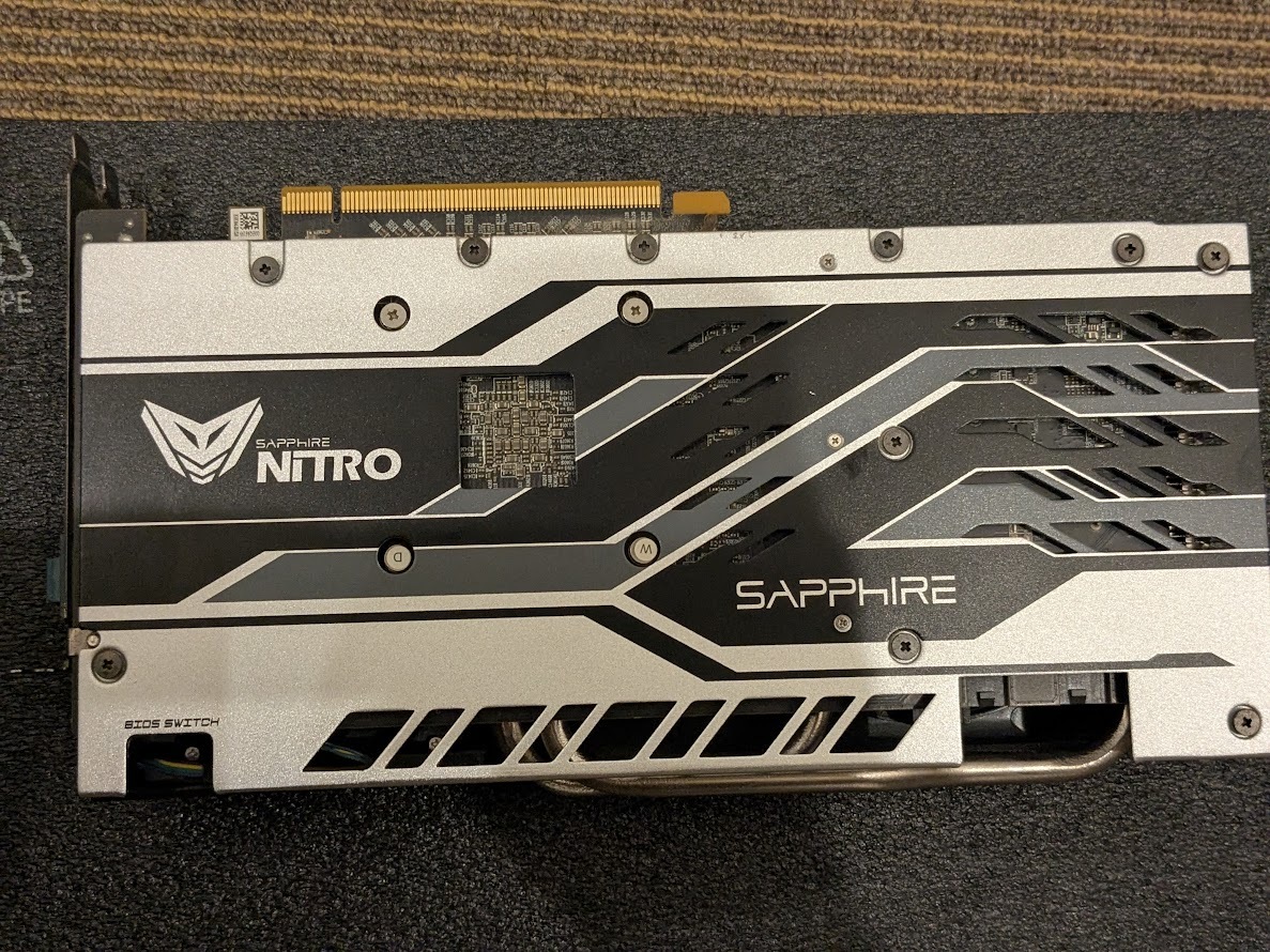 【送料無料】SAPPHIRE NITRO+ RADEON RX 590 8G GDDR5 OC 動作確認済み グラフィックボード 本体のみ 匿名配送_画像2