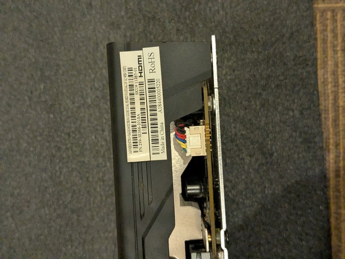 【送料無料】SAPPHIRE NITRO+ RADEON RX 590 8G GDDR5 OC 動作確認済み グラフィックボード 本体のみ 匿名配送_画像4