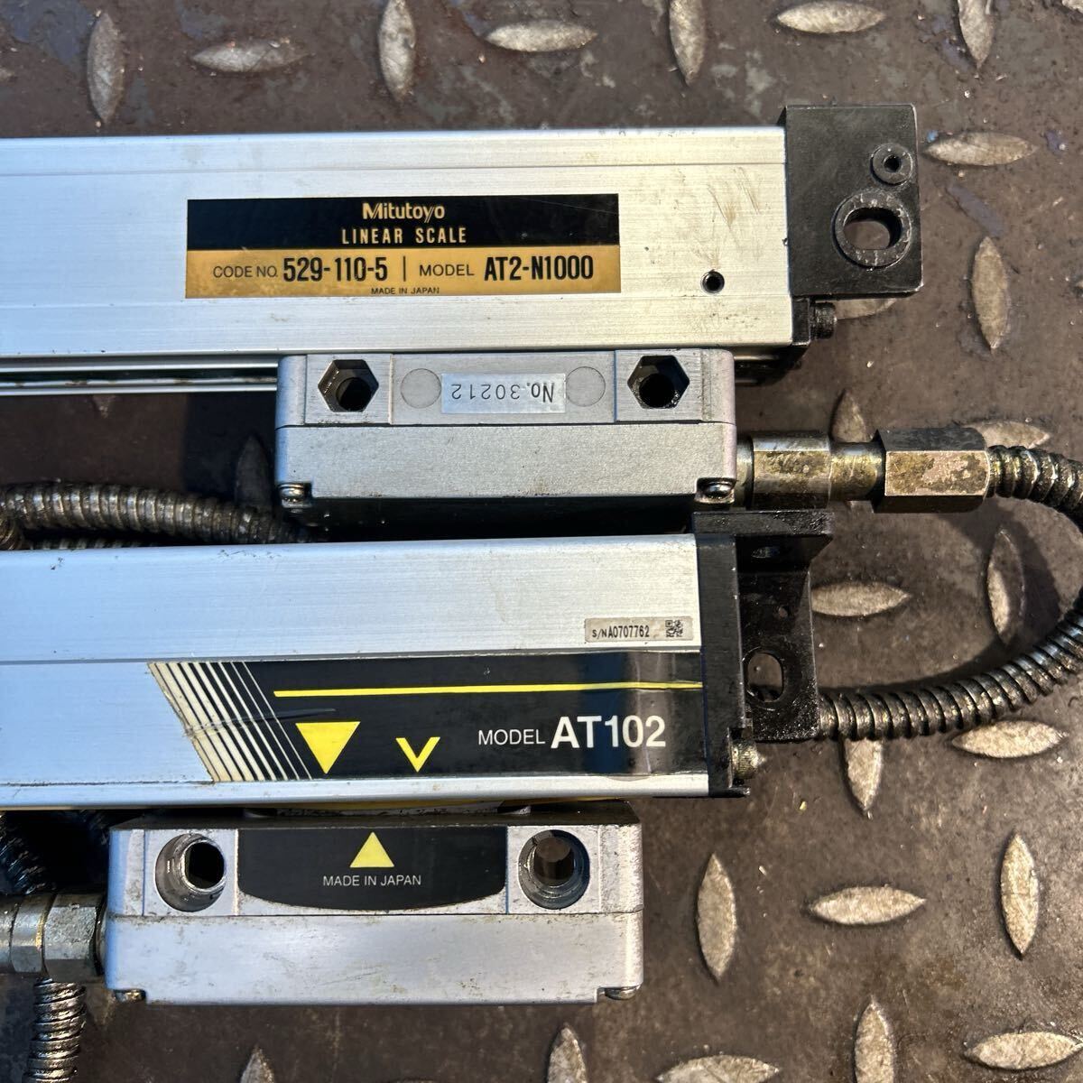 T2294 Mitutoyo ミツトヨ 表示器 KAカウンター KA-12 2軸?スケール AT102?AT102-N1000 セット【動(dòng)作確認(rèn)済】