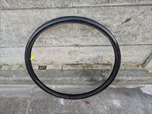 自転車パ－ツ　２6インチ　タイヤ　チュ－ブ付　２6ｘ１　3/8　９分山　　現状品　10140895-459945_画像1