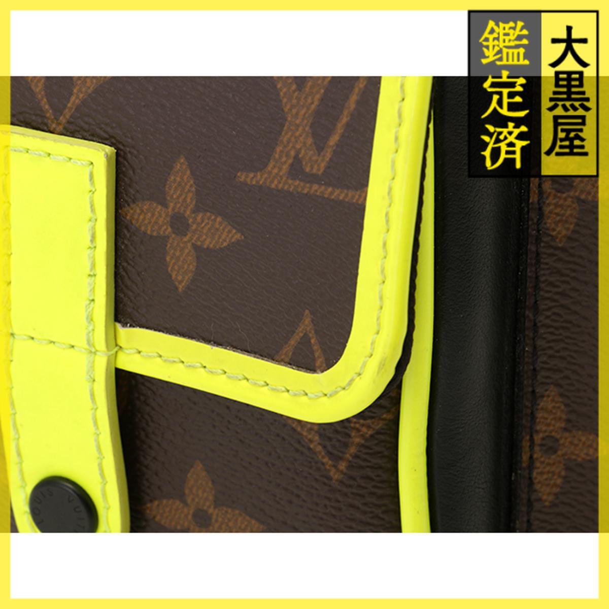 LOUIS VUITTON ルイヴィトン ショルダーバッグ クリストファー・ウエアラブルウォレット モノグラム・マカサー ネオンイエロー M80793_画像8