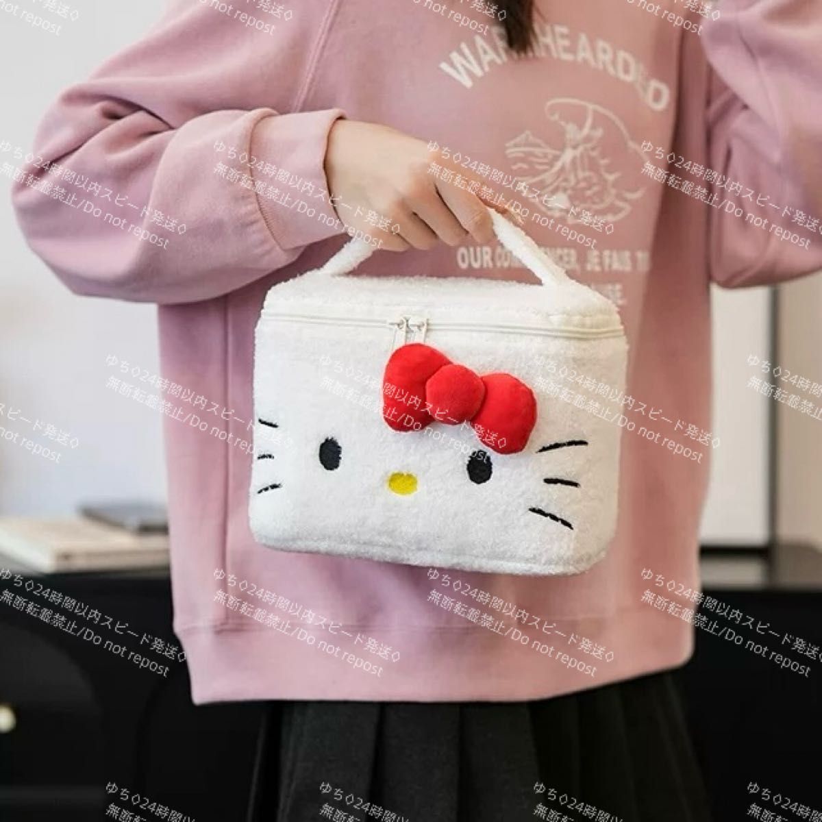 おまけ◎ 海外限定 サンリオ ビッグ ポーチ 大容量 メイク 化粧 トラベル 小物入れ モコモコ 可愛い ハローキティ_画像4