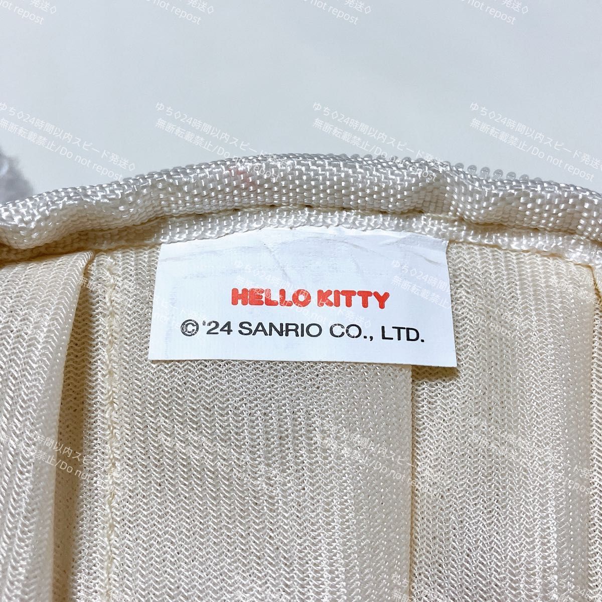 おまけ◎ 海外限定 サンリオ ビッグ ポーチ 大容量 メイク 化粧 トラベル 小物入れ モコモコ 可愛い ハローキティ_画像8