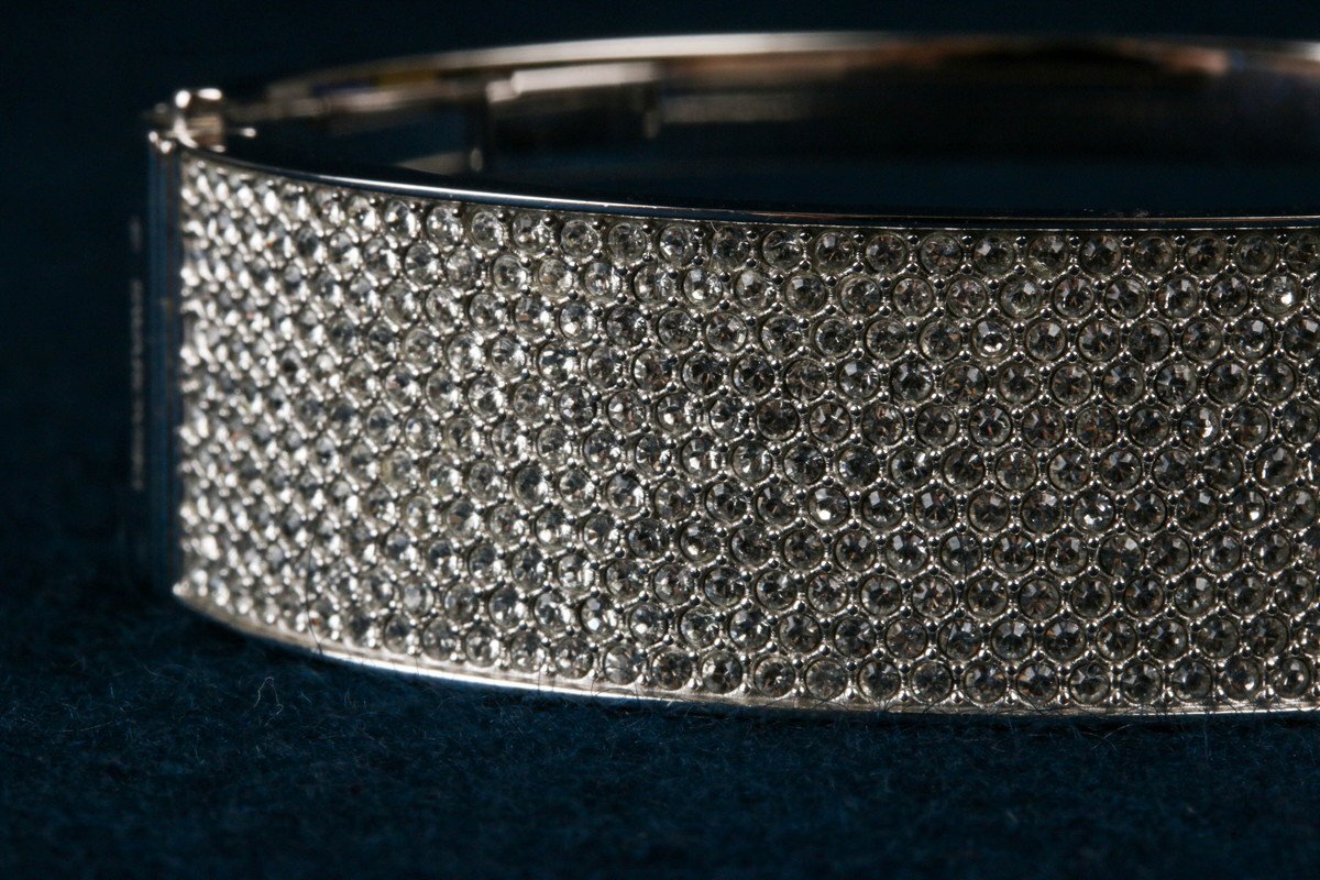 【SAG】SWAROVSKI スワロフスキー バングル BANGLE 1156344 CRY/RHS 共箱 本物保証_画像3