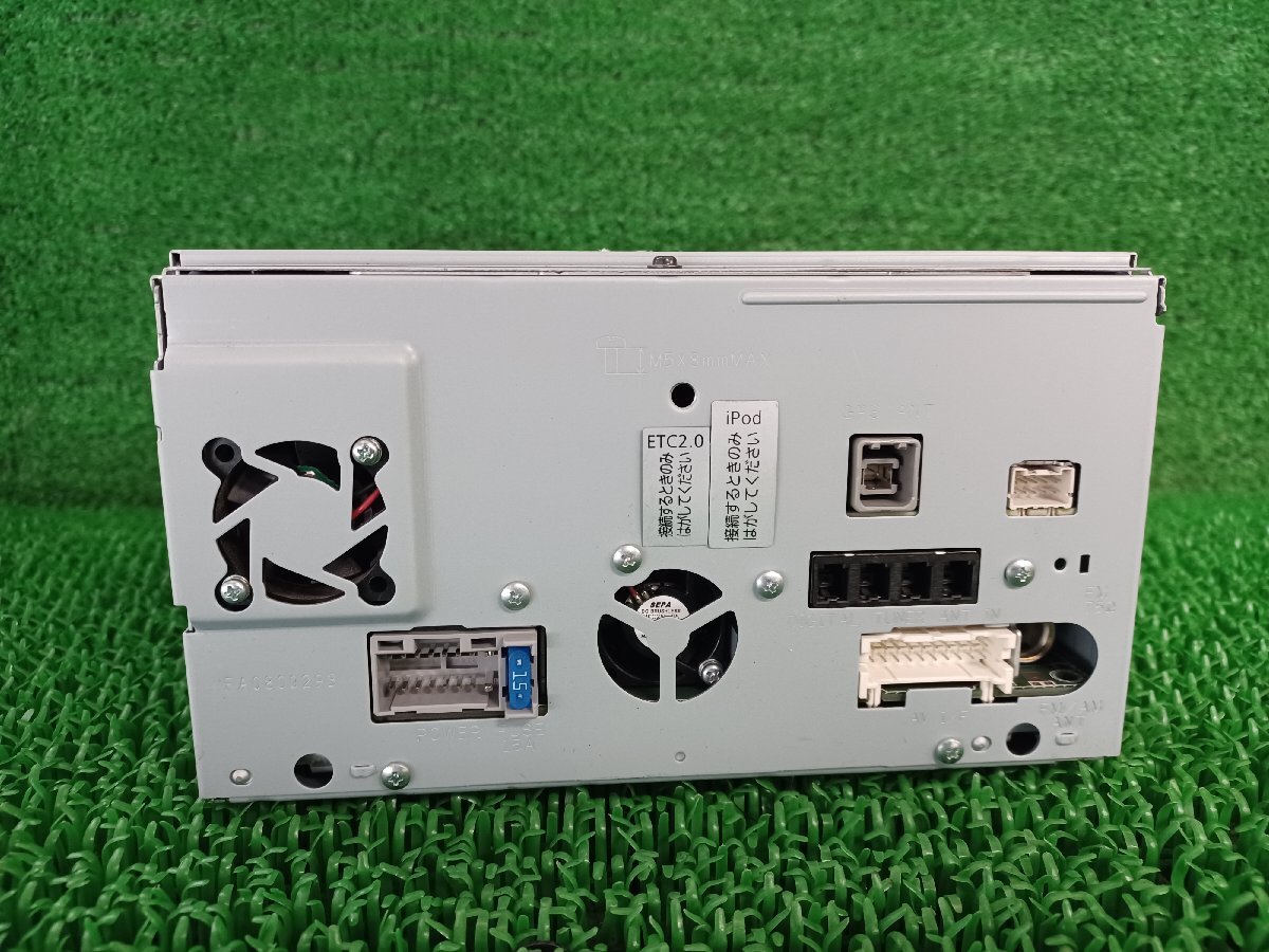 338317★Panasonic/パナソニック ストラーダ【CN-RA06WD】メモリー ナビ★フルセグ付★地デジ USB DVD Bluetooth★2019年★動作OK_画像3