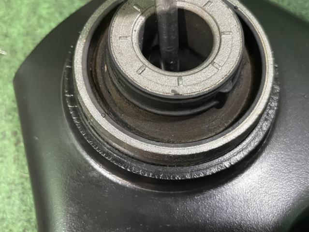 Renault aru kana 7AA-LJLH4MH передняя распорка правый GRAY 545003437R