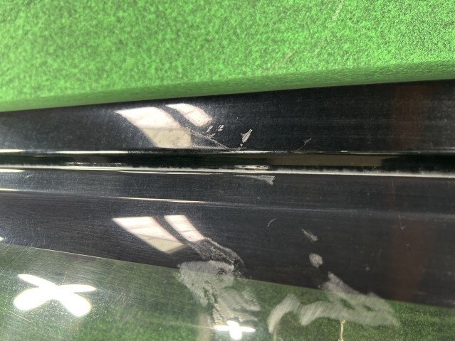 ノア DAA-ZWR80W リアドア 右 ハイブリッドSI 7人 202 セントラル M31Q8 67003-28660の画像5